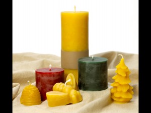 BEEGrrl 100% beeswax holiday candles, available on Sunday at the Depanneur